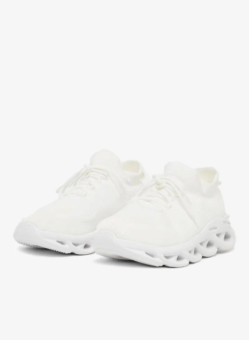 ستايلي اكتيف حذاء سنيكرز خفيف الوزن بنعل شانكي