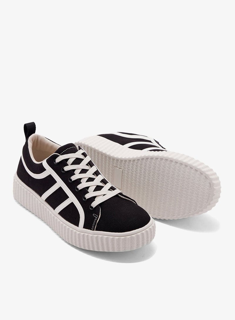 جينجر سنيكرز بلمسات متباينة بتصميم سميك - Image 3