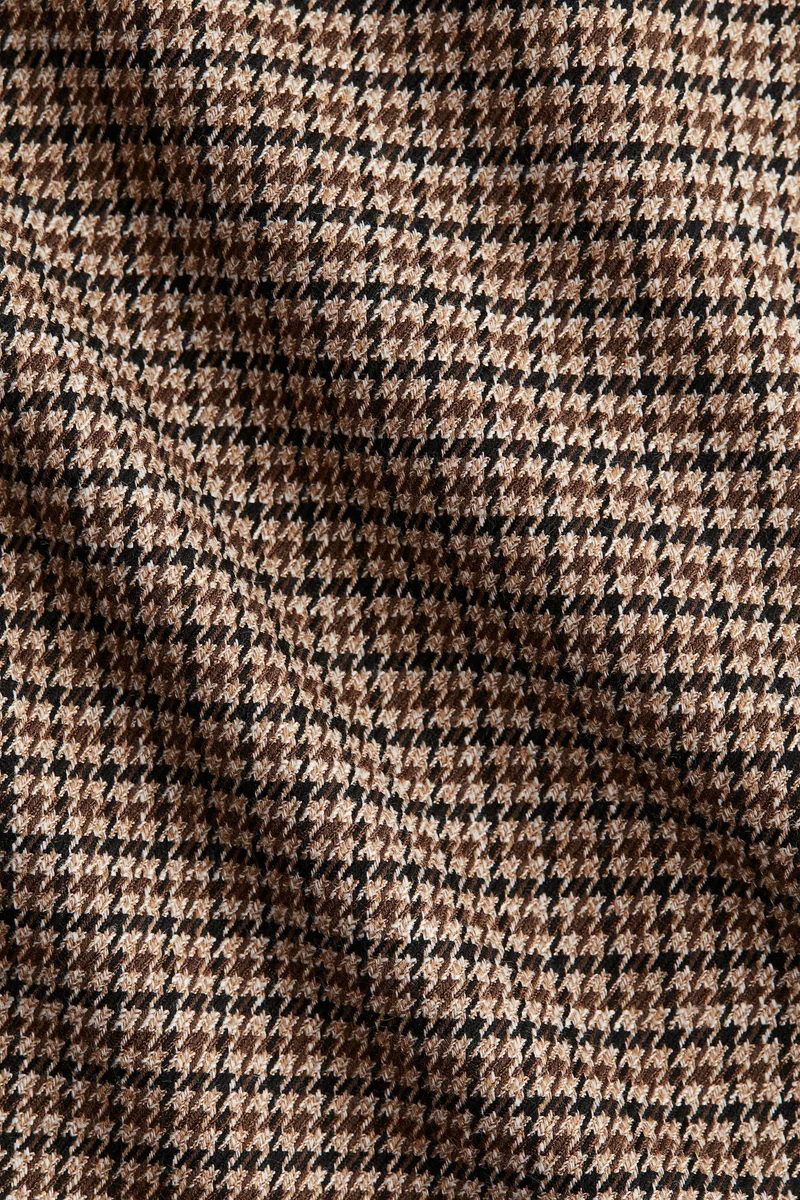 اتش اند ام فستان ببطانة أكتاف وحزام خصر