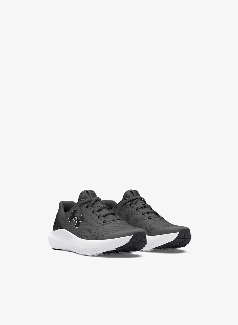 UNDER ARMOUR Youth Bgs Surge 4