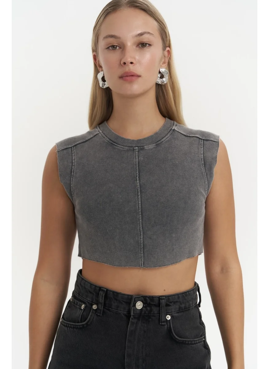 Mai Collection Swipe Smoke Wash Crop