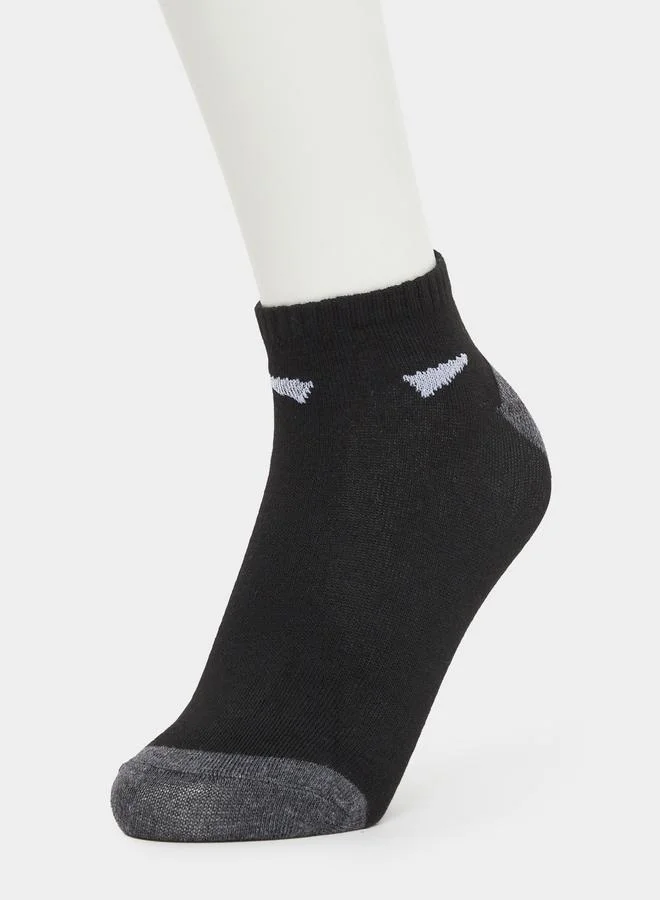 ستايلي طقم جوارب كاحل بتفاصيل متباينة 3 قطع