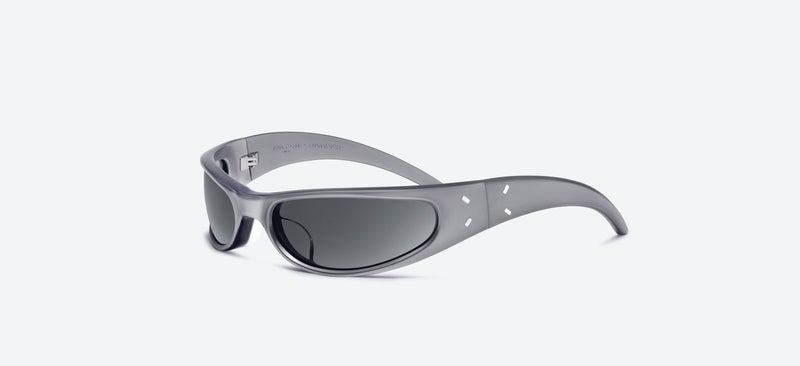 جنتل مونستر نظارات شمسية Gentle Monster MM203 Col.G14 69 بتصميم مستقبلي ملتف - عدسات رمادية معدنية/رمادية داكنة - Image 1