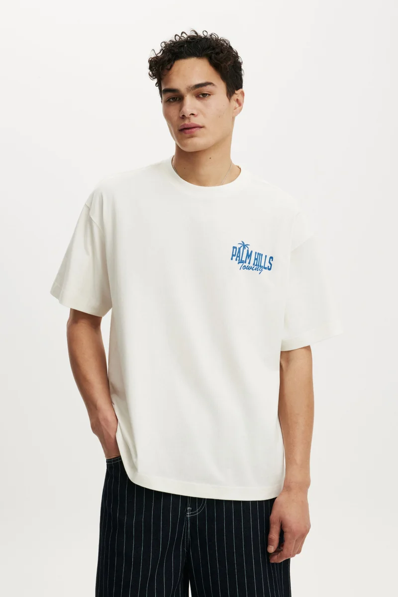 كوتون اون Box Fit Graphic T-Shirt