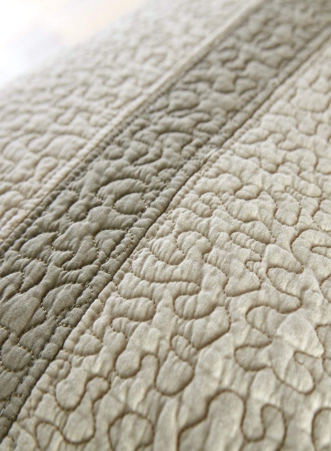 دونا شارب غطاء وسادة قطني من دونا شارب - غطاء وسادة مزخرف بنقشة دب من بير كريك لودج - مقاس كينج - Image 4