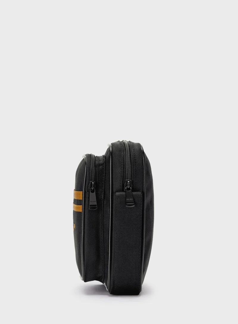 FRED PERRY Twin Tipped Messenger Bag