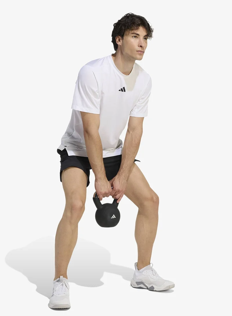 اديداس تيشيرت دي فور تي إسنشالز