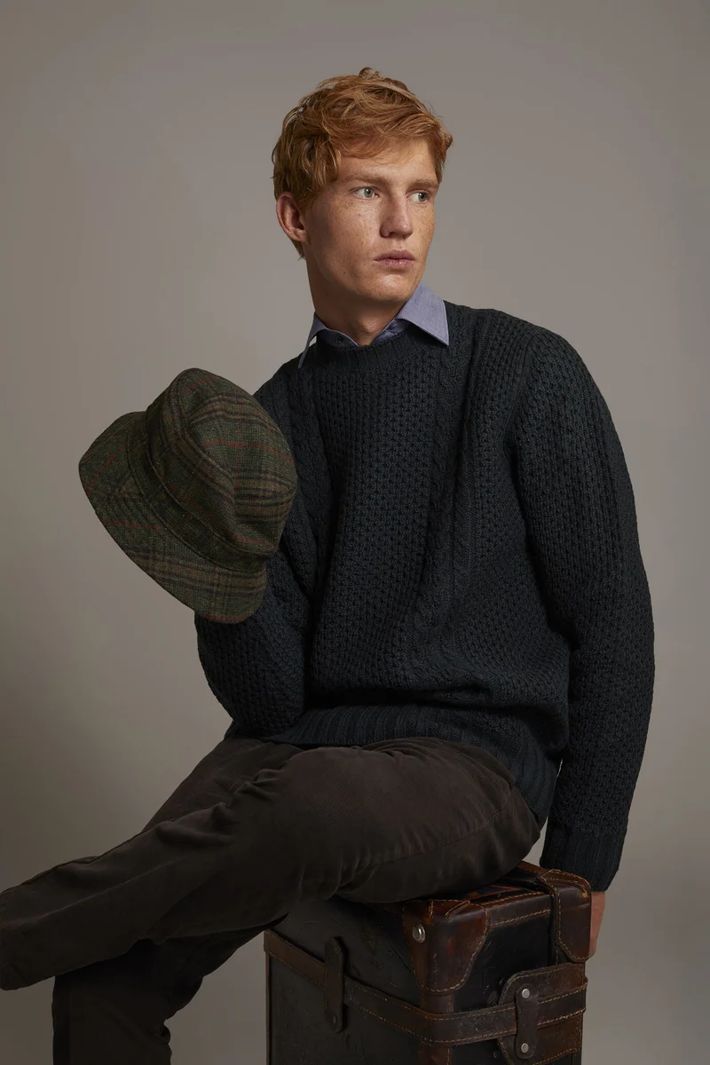 Wool blend round neck sweater with honeycomb heavy knitting - Green