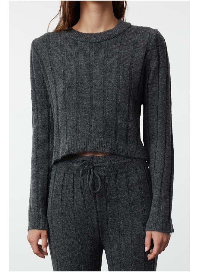 trendyol Anthracite Crop Soft Texture Knitwear Bottom-Top Set TWOAW25AU00038  - Image 3