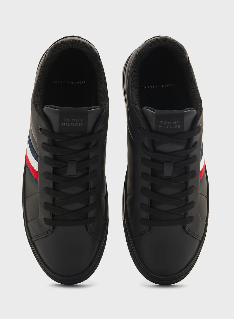 TOMMY HILFIGER Casual Lase Up Low - Top Sneakers