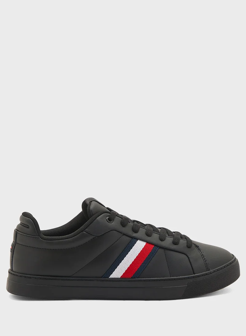 TOMMY HILFIGER Casual Lase Up Low - Top Sneakers