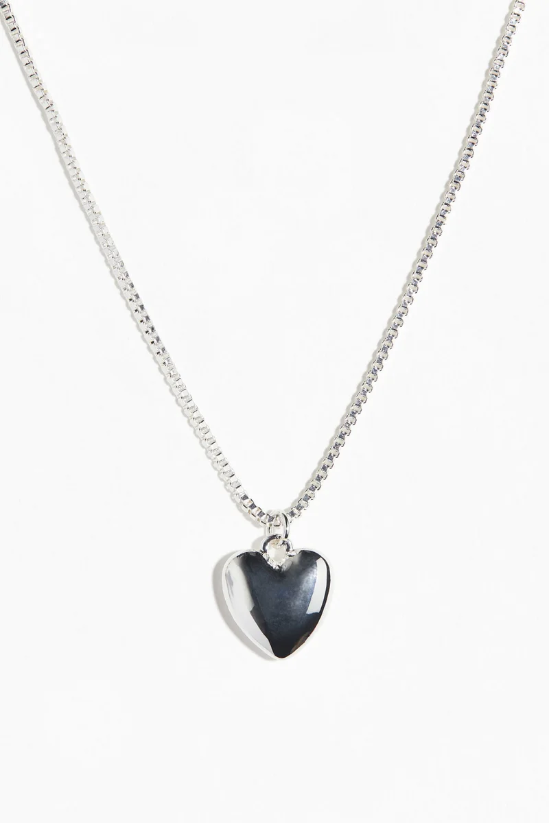 اتش اند ام Heart-pendant necklace