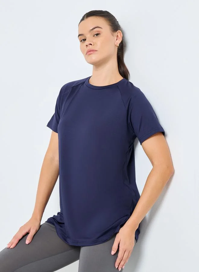 ستايلي اكتيف بلوزة بنمط لف