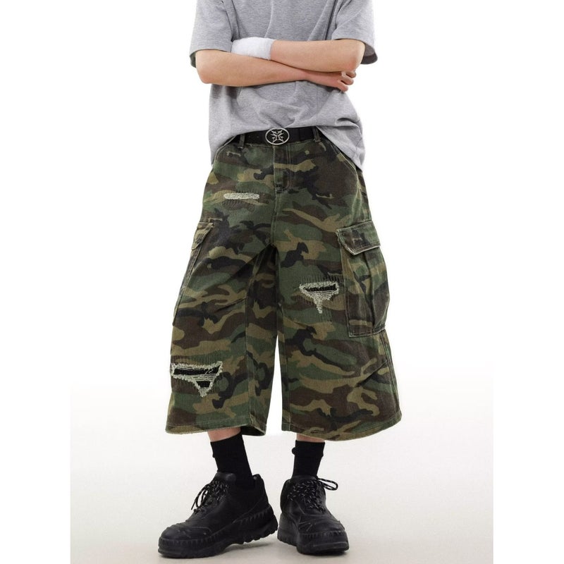American Retro Camouflage Ripped Cargo Denim Shorts For Men And Women Street Loose Wide-Leg Cropped Pants - Image 1