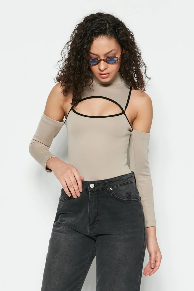 سي اند سيتي Window Detailed Long Sleeve Bodysuit 9154 Mink