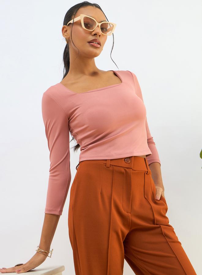 ساسافراس بلوزة قصيرة محبوكة بياقة مربعة لون وردي من ساسافراس - Image 1