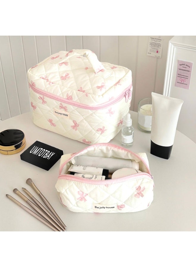 خاجول حقيبة مستحضرات تجميل كبيرة مبطنة من 3 قطع للنساء والفتيات، حقيبة مكياج قطنية مزينة بفيونكة، حقيبة جميلة لتنظيم أدوات الزينة أثناء السفر (فيونكة وردية فاتحة) - Image 4