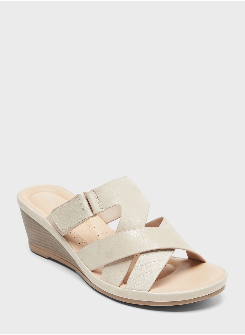 Le Confort - Open Toe Wedge Sandals - Image 1