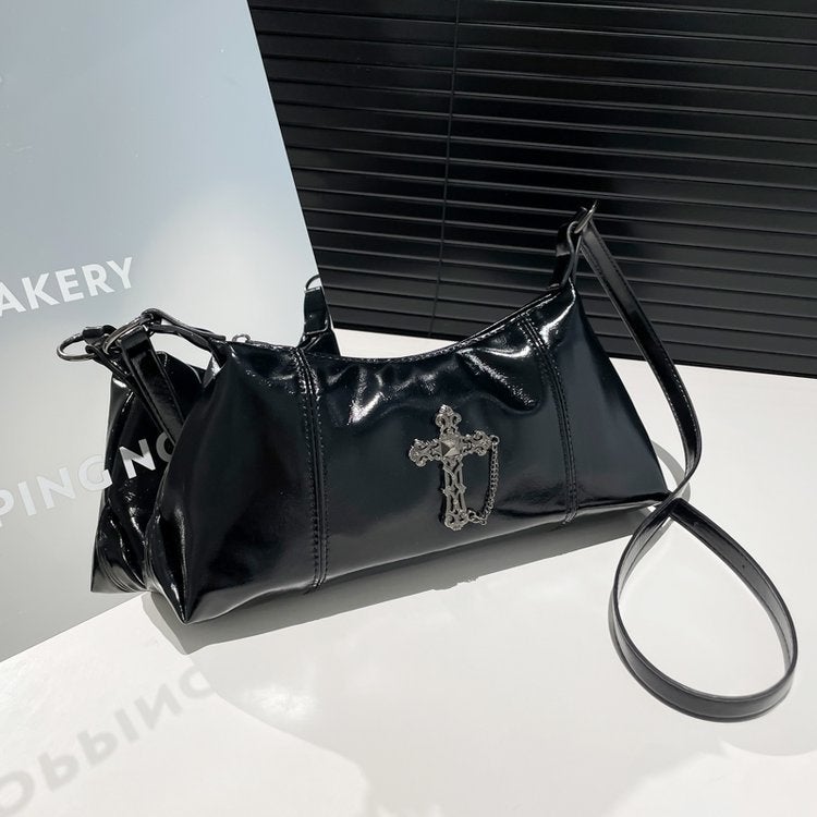 Sweet Cool Motorcycle Rivet Shoulder Bag Women'S New Korean Style Camouflage Armpit Bag Ins Punk Style Handbag - Image 1
