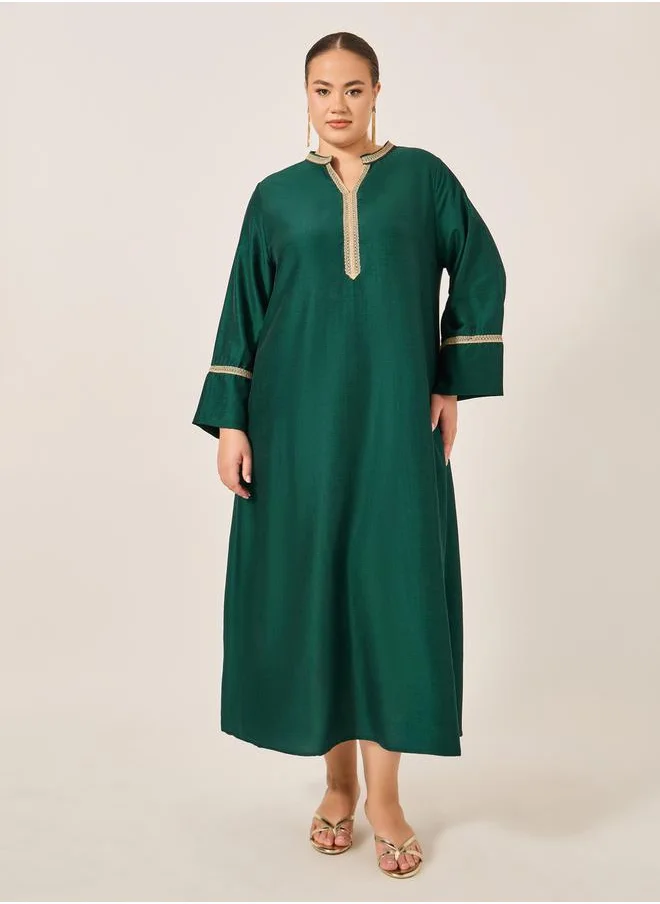 Styli Plus Size Lace Trim Collared Jalabiya