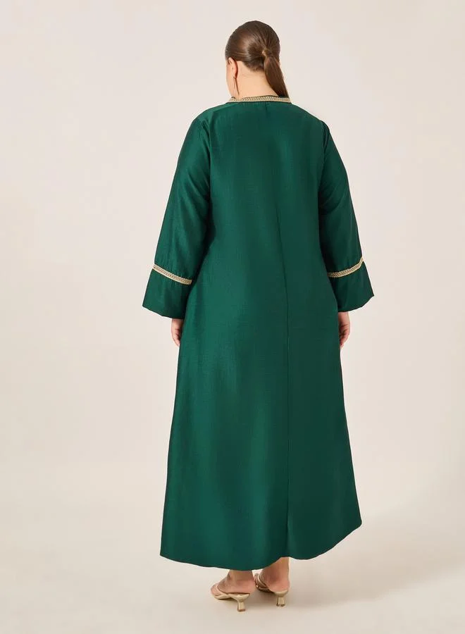 Styli Plus Size Lace Trim Collared Jalabiya