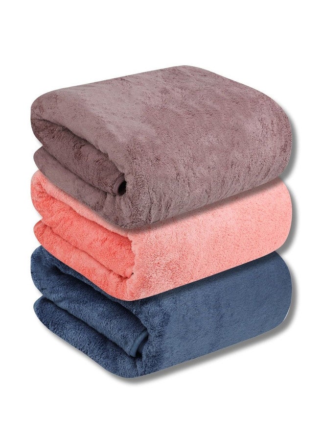 Fezora Pack of 3 Solid 450 GSM Bath Towels - Image 1