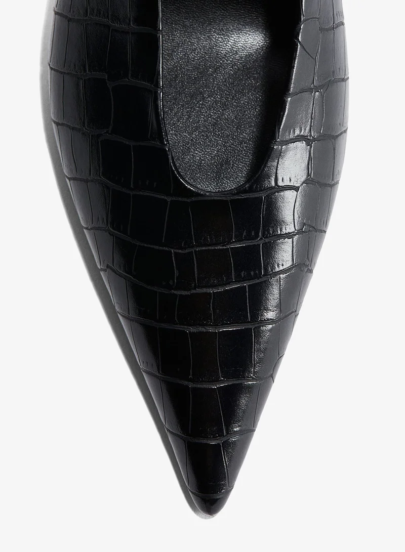 اتش اند ام حذاء رفيع من الأمام بشريط كاحل