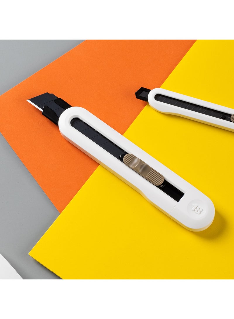 ديلي قاطع قوي التحمل ديلي نيوساين ENS062 بشفرة SK5 وغطاء قابل للفصل - أبيض - Image 3