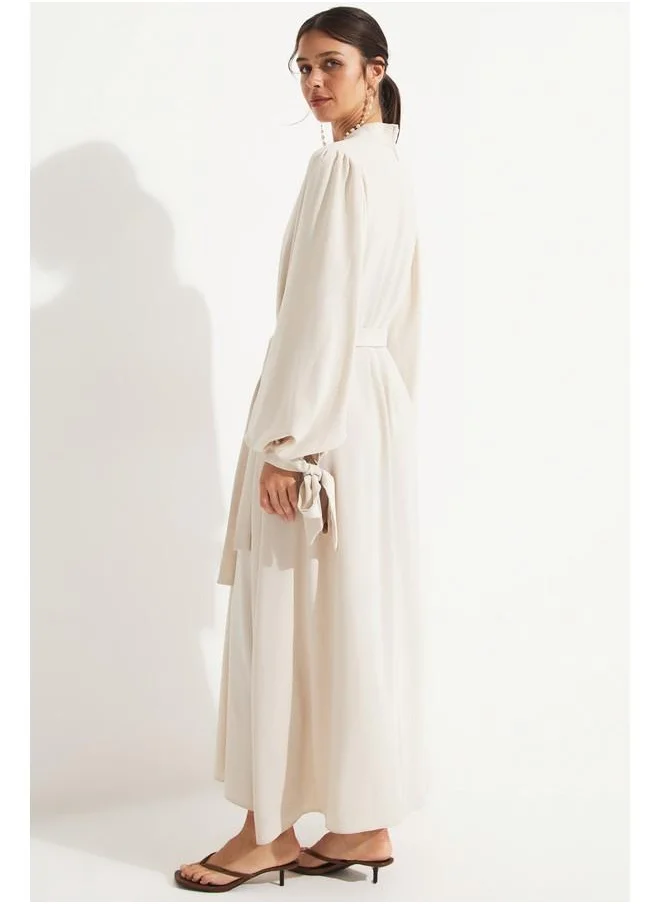 جون Tie-Waist Maxi Dress
