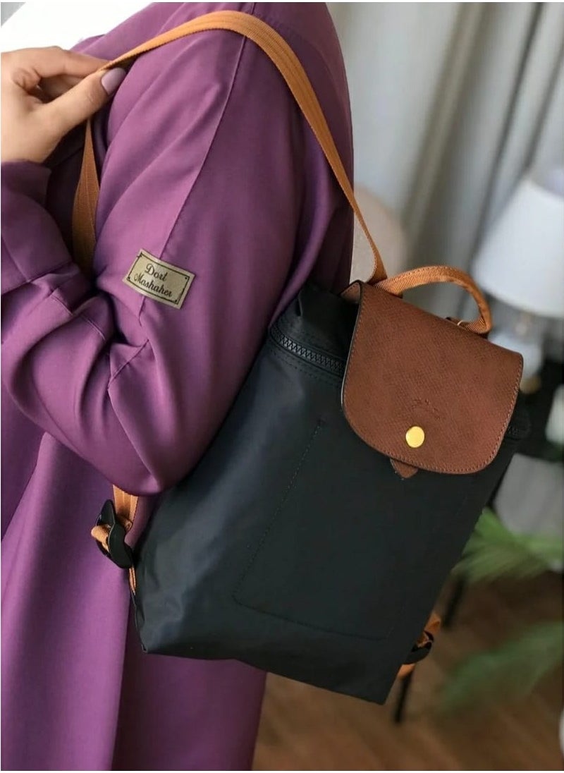 BAGARI A women's backpack from Co, an elegant, high-quality brand 