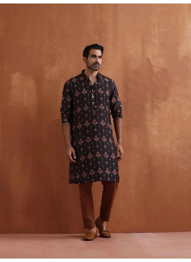 ترو برونز Men's Black Printed Kurta