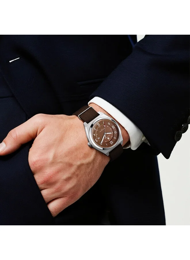 Sapphero ساعة سابفيرو رجالية رياضية عسكرية مقاومة للماء  متر بعقارب مضيئة ونافذة تاريخ عند الساعة  وسوار نايلون متين قابل للتعديل للاستخدام اليومي للرجال