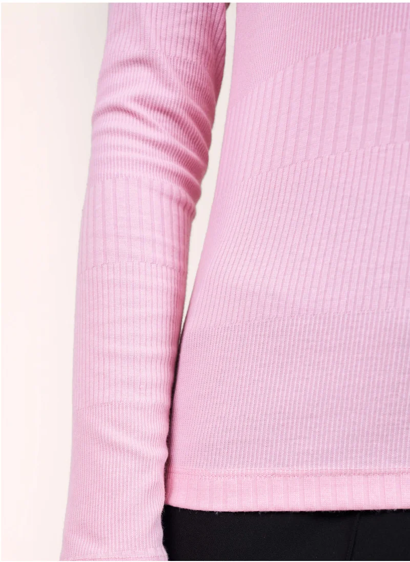 سولت اتاير Women's Chic Pink Scoop Neckline Top with Elegant Keyhole Detail and Full Length Sleeves in Regular Fit Perfect for Stylish Everyday Wear and Special Occasions