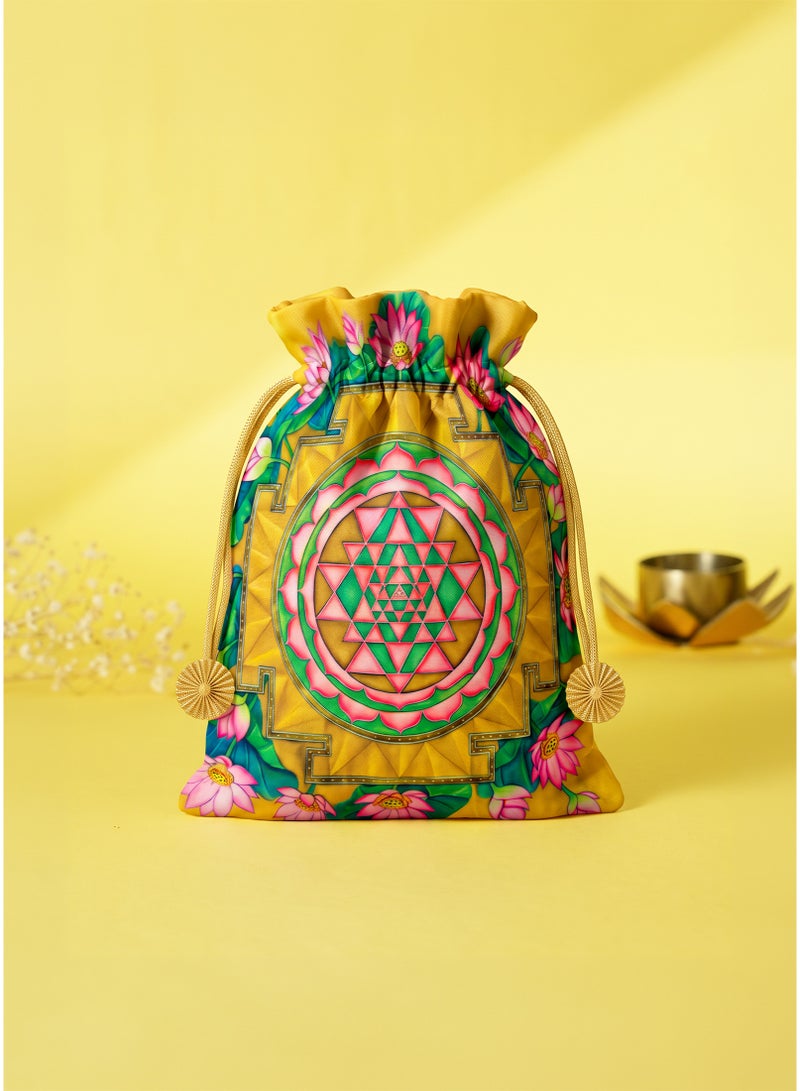 Madhoor Sri Yantra Decorative Potli Gift Bag (Batwa) Multicolour for Wedding Favours, Pooja Items & Festive Gifting, 9 x 9 Inches, 1 Piece - Image 3