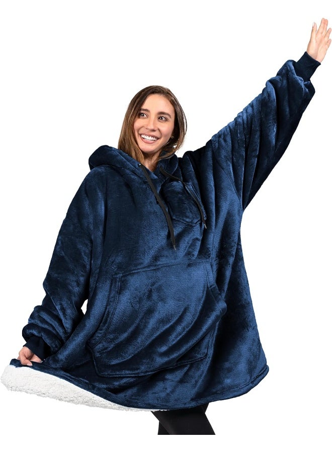 PAVILIA PAVILIA Blanket Hoodie for Women, Sherpa Wearable Blanket Men, Cozy Oversized Sweatshirt Blanket, Hooded Blanket Sweater  - Image 1