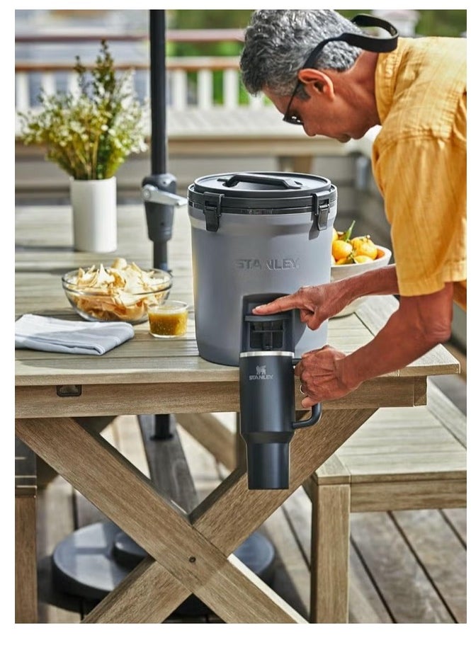 Stanley - 40oz Stanley Quencher H20 Flowstate Stainless Steel Vacuum Insulated Tumbler with Lid and Straw for Water, Iced Tea or Coffee, Smoothie and More, Cream (Black) - Image 1