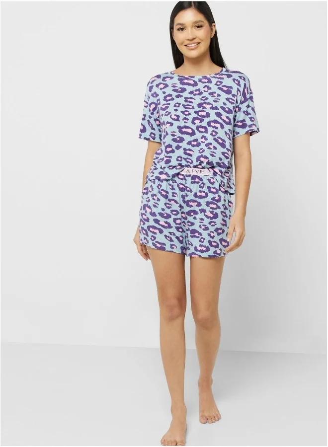 Isla & Evie Crew Neck Printed T-Shirt
