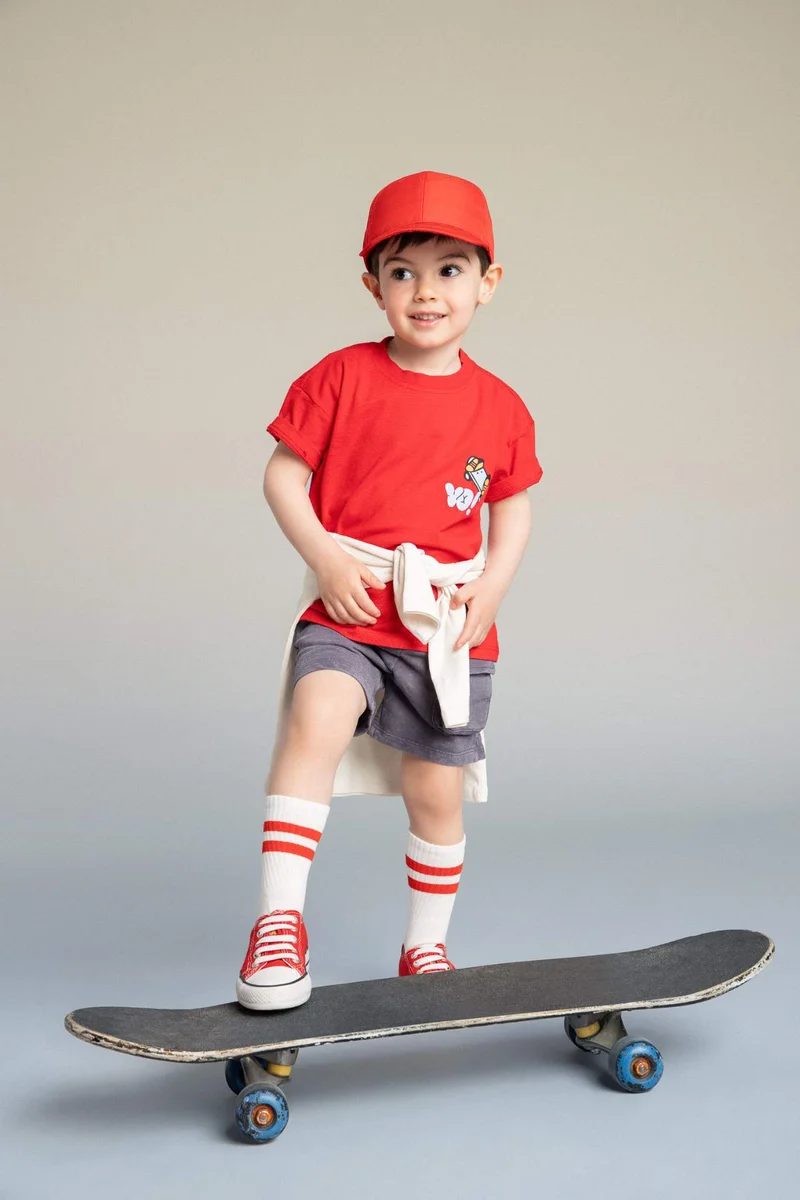 ديفاكتو Baby Boy Skateboard Print 2 Piece Set