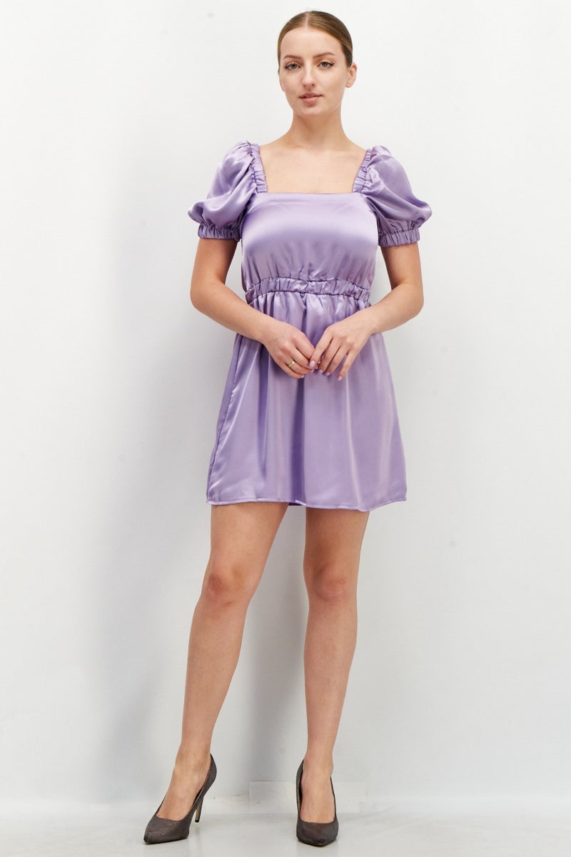 Flounce London فستان حفلة قصير بسيط للنساء، بنفسجي - Image 3