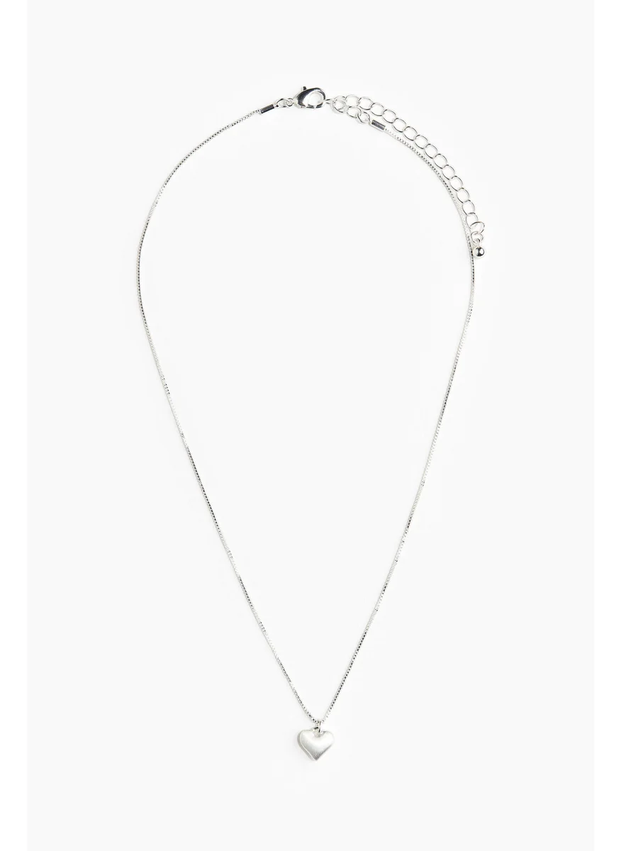 H&M Heart-Pendant Necklace