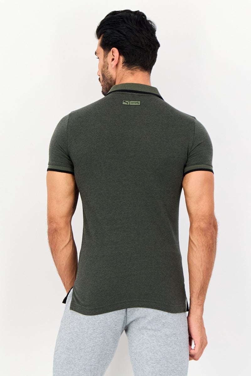 PUMA قميص بولو قصير الأكمام للرجال من بومة x One8، لون أخضر عسكري - Image 3