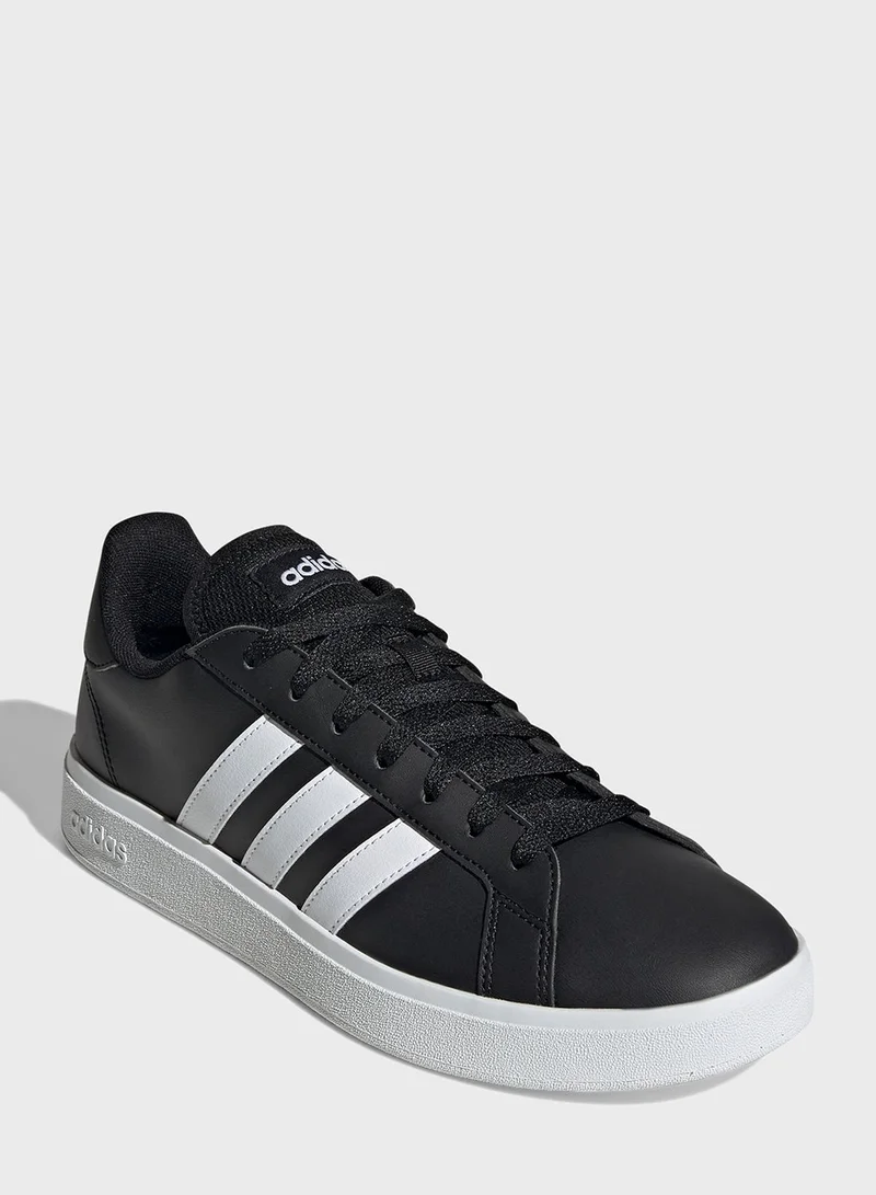 adidas حذاء جراند كورت بيز 2