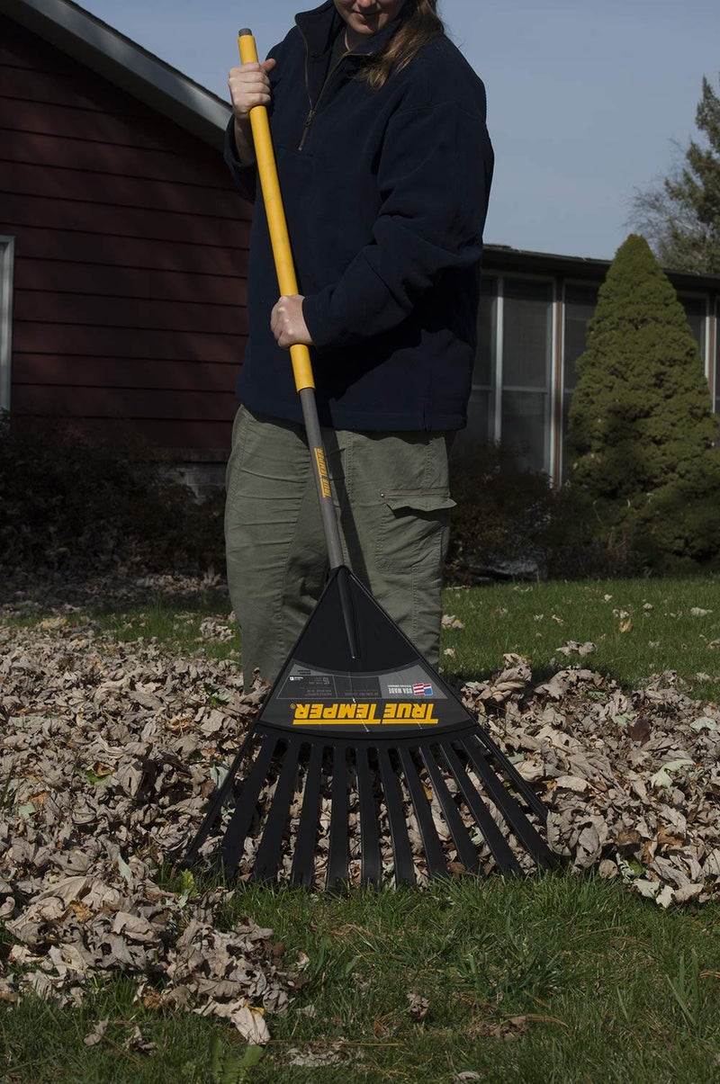 True Temper 2914912 Clog Free Poly Leaf Rake with 48 in. Hardwood Handle with Cushion Grip, 24 Inch - Image 4