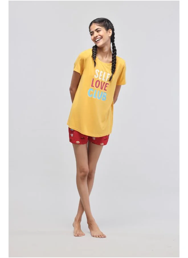 نسيسير Self Love Shorts Set