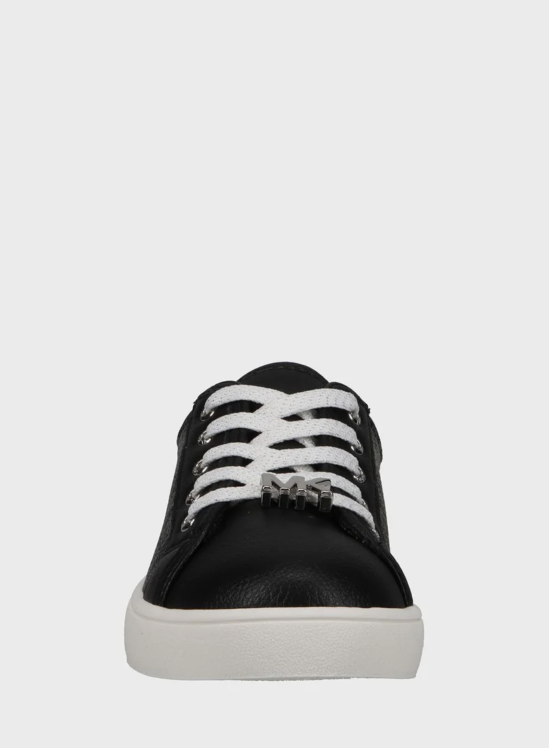 Michael Kors Youth Jem Monogram Low Top Lace Up Sneakers