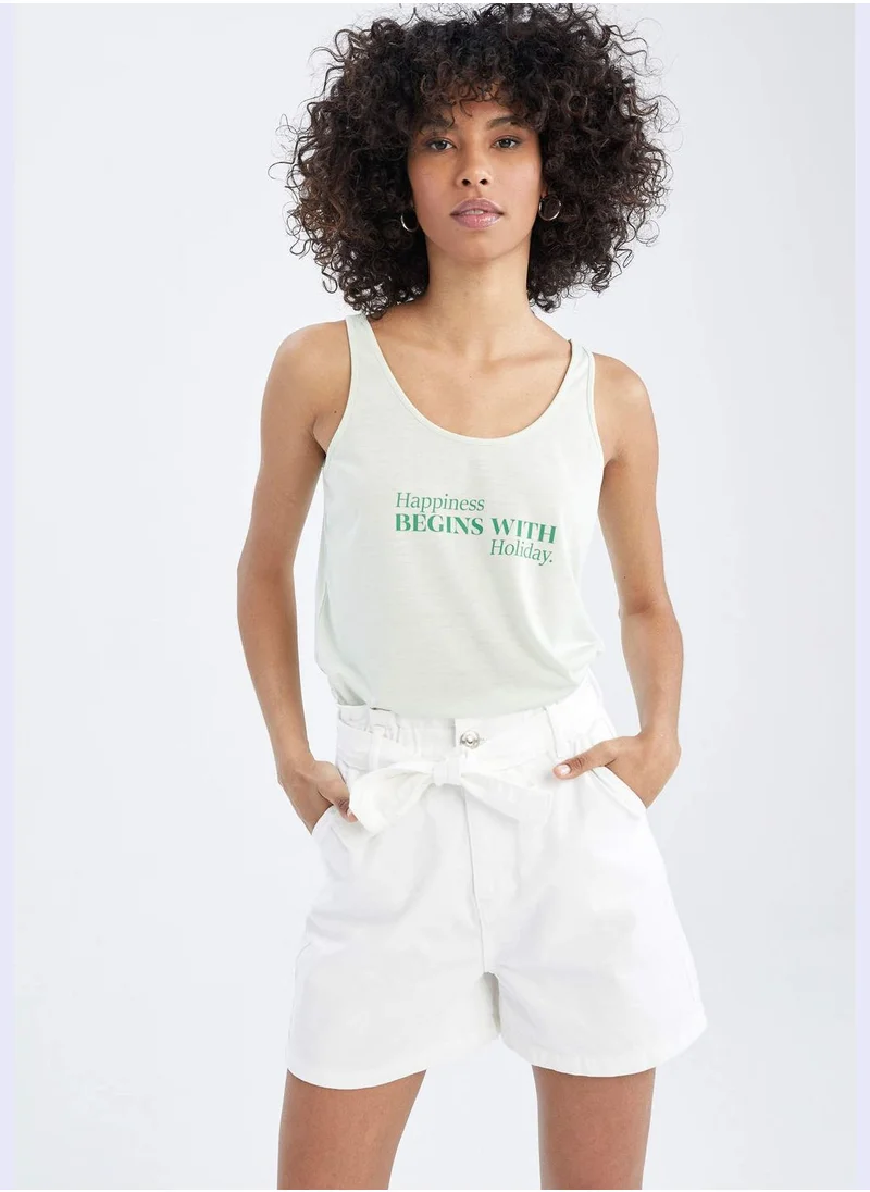 ديفاكتو Relax Fit Sleeveless Slogan Print Vest