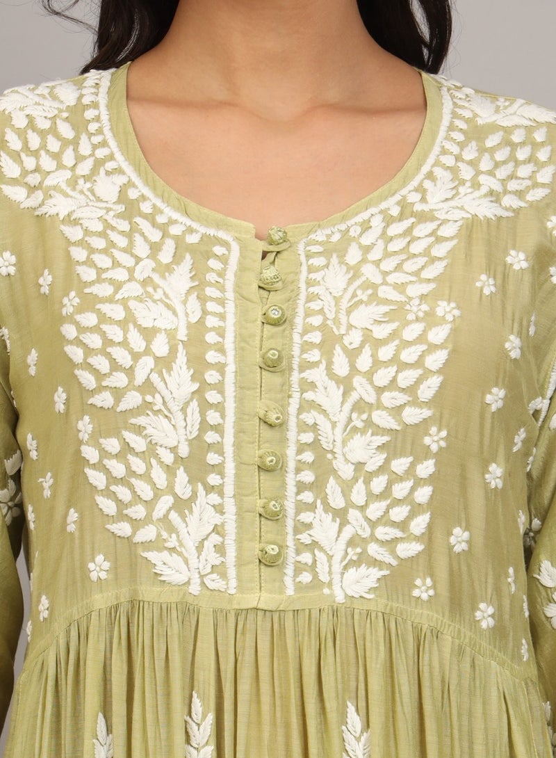 الايا جلابية شيكاري مطرزة يدويًا من الموسلين - Image 4