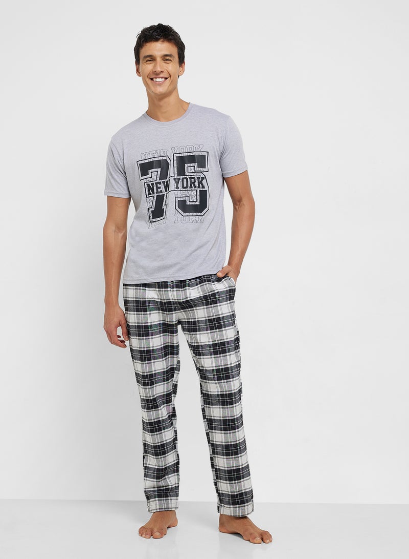 Seventy Five Nightwear T-Shirt & Pants Set  - Image 5