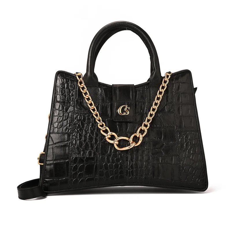 كارمن ستيفنز حقيبة سوداء مهيكلة بسلسلة