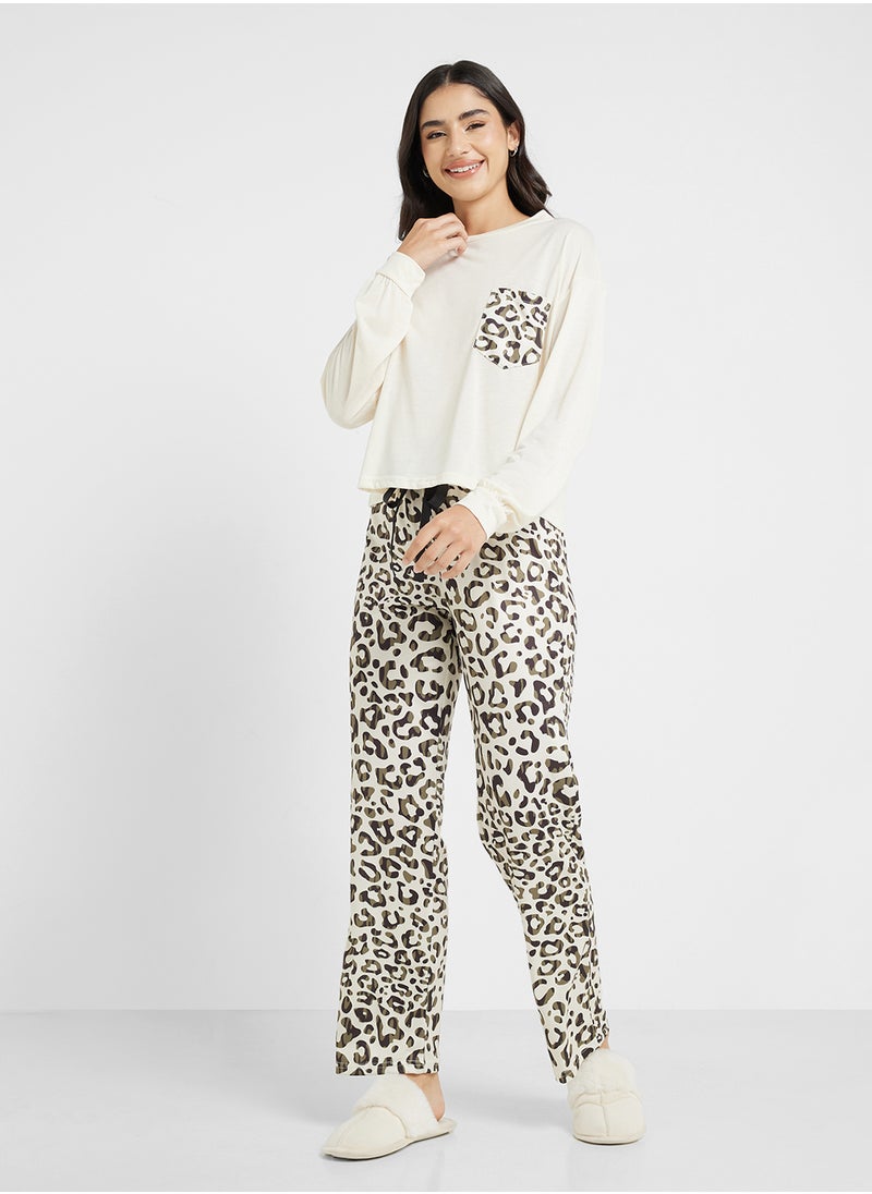 Ginger Long Sleeves T-Shirt & Leopard Pyjama Pj Set  - Image 5